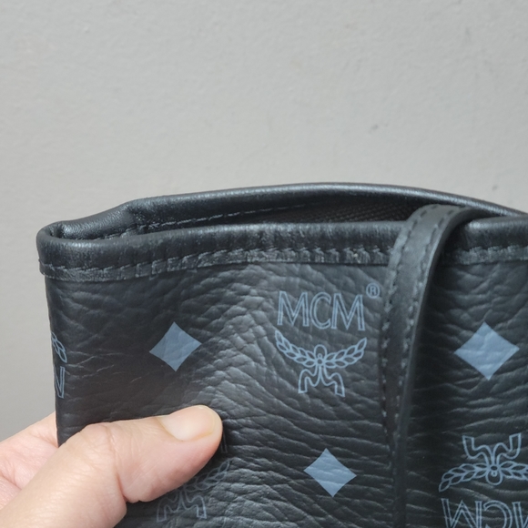 100% Authentic MCM black shopper tote set - Picture 6 of 16